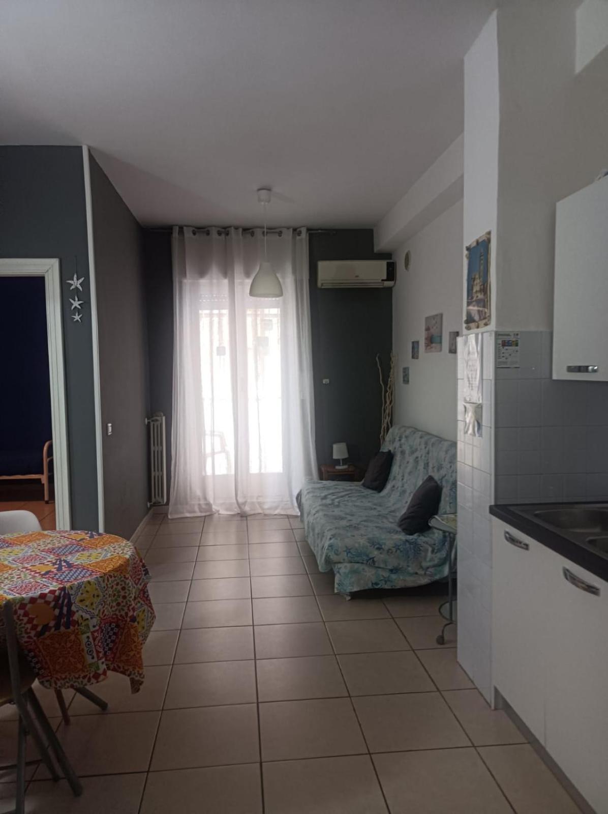 Travel And Living Ξενοδοχείο Trani Εξωτερικό φωτογραφία